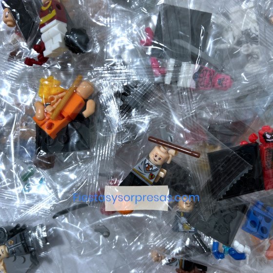 Mini figuras tipo Lego de personajes varios