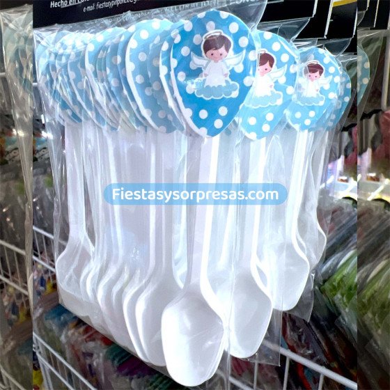 Cubiertos para bautizo de niño